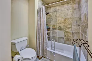 29 Fountain Grove Cir, Napa, CA 94558 - Photo 17