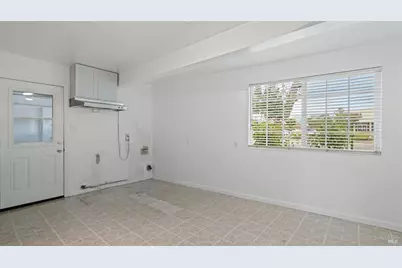 304 S McDowell Boulevard, Petaluma, CA 94954 - Photo 11