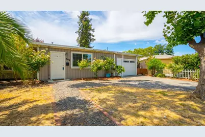 304 S McDowell Boulevard, Petaluma, CA 94954 - Photo 3