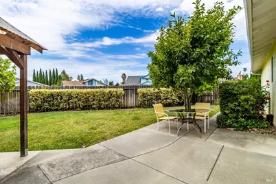 1018 Woodlark Court, Suisun City, CA 94585 - Photo 39