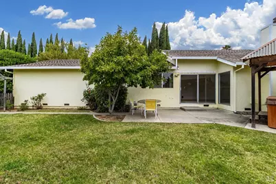 1018 Woodlark Court, Suisun City, CA 94585 - Photo 51
