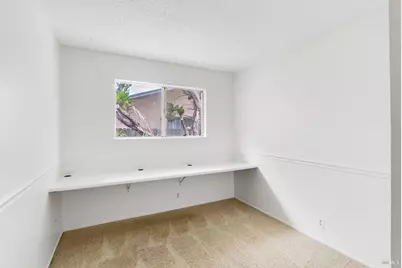 1018 Woodlark Court, Suisun City, CA 94585 - Photo 35