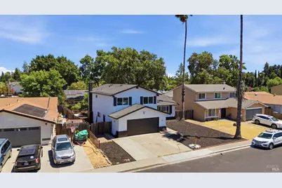 206 Millbrook Way, Vacaville, CA 95687 - Photo 5