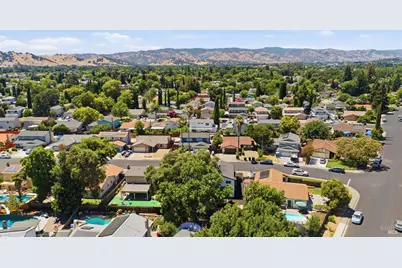 206 Millbrook Way, Vacaville, CA 95687 - Photo 69