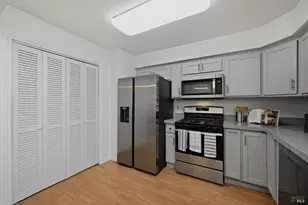 212 Julie Pl, Napa, CA 94558 - Photo 9