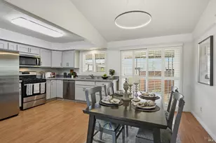 212 Julie Pl, Napa, CA 94558 - Photo 9