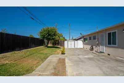 424 Acacia Street, Fairfield, CA 94533 - Photo 27