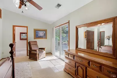 12805 Melonbank Drive, Redding, CA 96003 - Photo 15