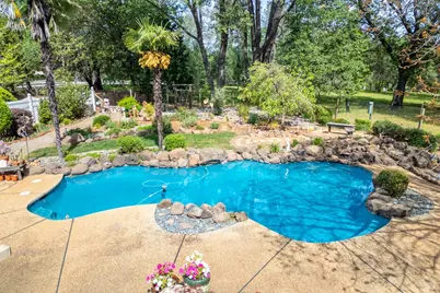 12805 Melonbank Drive, Redding, CA 96003 - Photo 7