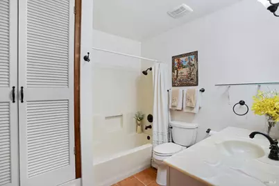 12805 Melonbank Drive, Redding, CA 96003 - Photo 11