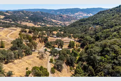 8970 Feliz Creek Drive, Ukiah, CA 95482 - Photo 11