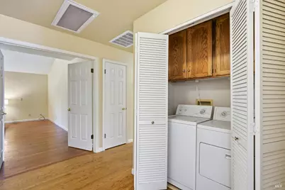 407 Woodley Place, Santa Rosa, CA 95409 - Photo 31