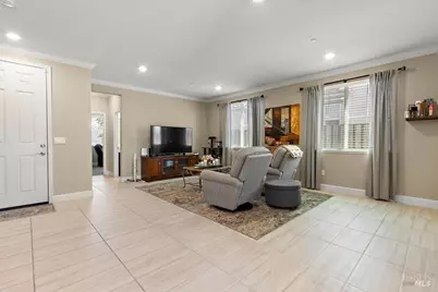 8879 Blue River Drive, Vallejo, CA 94591 - Photo 7