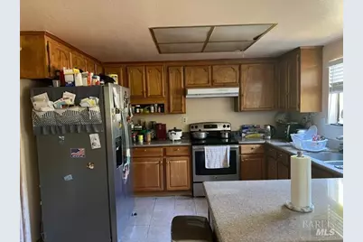 125 Iris Court, Vallejo, CA 94591 - Photo 3