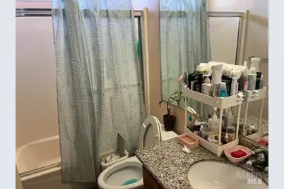 125 Iris Court, Vallejo, CA 94591 - Photo 9
