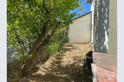 125 Iris Court, Vallejo, CA 94591 - Photo 11