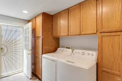 1034 Caldwell Avenue, Vallejo, CA 94591 - Photo 31