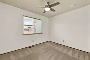 1034 Hickory Ave, Fairfield, CA 94533 - Photo 27
