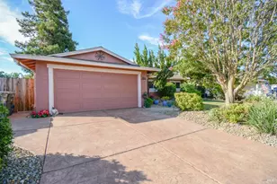 301 Ponderosa Dr, Vacaville, CA 95687 - Photo 3