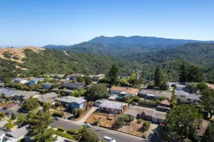 26 Manor View Dr, Fairfax, CA 94930 - Photo 29