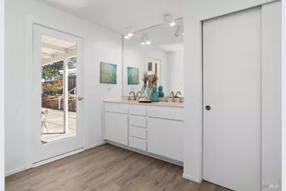 26 Manor View Drive, Fairfax, CA 94930 - Photo 15