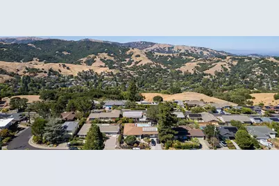 26 Manor View Drive, Fairfax, CA 94930 - Photo 33