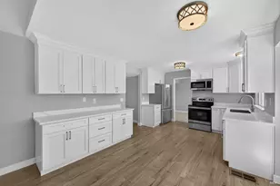 785 Dogwood Cir, Fairfield, CA 94533 - Photo 13
