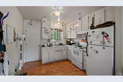 8270 Lancaster Drive, Cotati, CA 94931 - Photo 9
