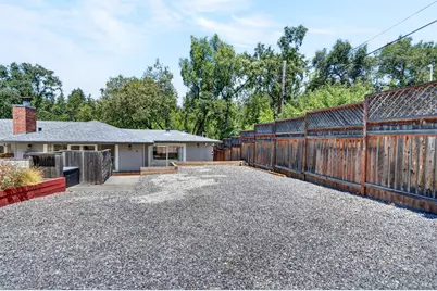 8060 Park Avenue, Forestville, CA 95436 - Photo 49