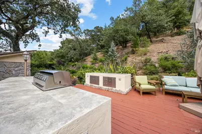 37 Carnoustie Drive, Novato, CA 94949 - Photo 17