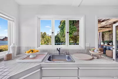 2459 Mar East Street, Belvedere Tiburon, CA 94920 - Photo 15