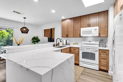 407 Rinconada Court, Benicia, CA 94510 - Photo 17