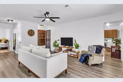 407 Rinconada Court, Benicia, CA 94510 - Photo 13