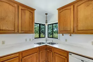 303 Ashlar Dr, Napa, CA 94558 - Photo 13