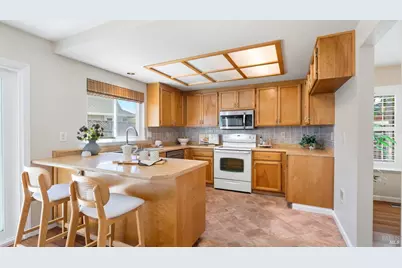 846 Winton Drive, Petaluma, CA 94954 - Photo 11