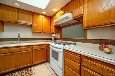 9492 Lakewood Drive, Windsor, CA 95492 - Photo 9