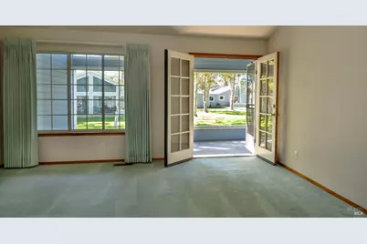 9492 Lakewood Drive, Windsor, CA 95492 - Photo 7