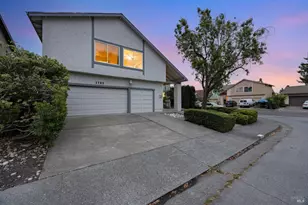 1702 Capistrano Dr, Petaluma, CA 94954 - Photo 5