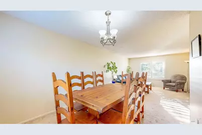 1702 Capistrano Drive, Petaluma, CA 94954 - Photo 11