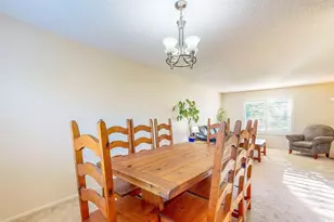 1702 Capistrano Dr, Petaluma, CA 94954 - Photo 11