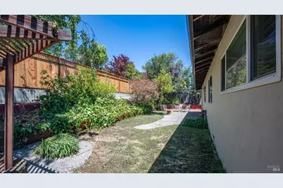 31 Briarwood Drive, San Rafael, CA 94901 - Photo 35