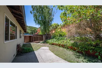 31 Briarwood Drive, San Rafael, CA 94901 - Photo 33
