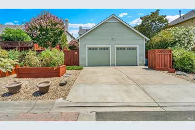 718 West K Street, Benicia, CA 94510 - Photo 47