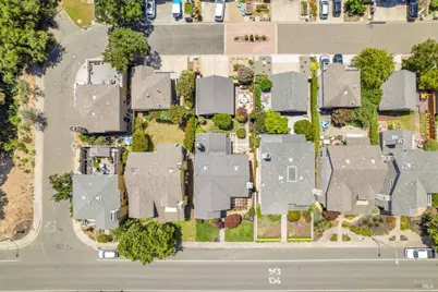 718 West K Street, Benicia, CA 94510 - Photo 55