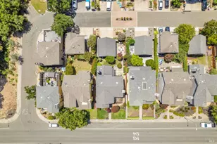 718 W K St, Benicia, CA 94510 - Photo 51