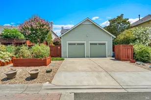 718 W K St, Benicia, CA 94510 - Photo 47