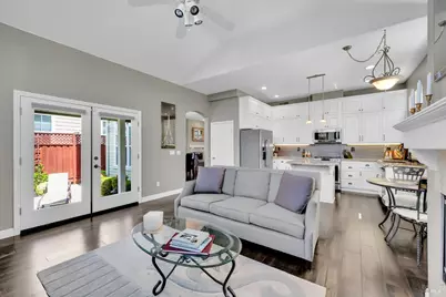 718 West K Street, Benicia, CA 94510 - Photo 11