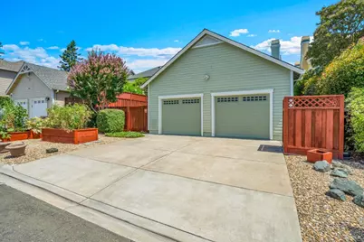 718 West K Street, Benicia, CA 94510 - Photo 49