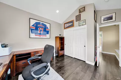 718 West K Street, Benicia, CA 94510 - Photo 25