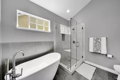 718 West K Street, Benicia, CA 94510 - Photo 37